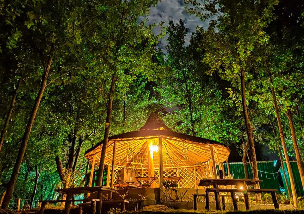 Dev Bhoomi Farms & Cottages Дхарамсала Екстериор снимка