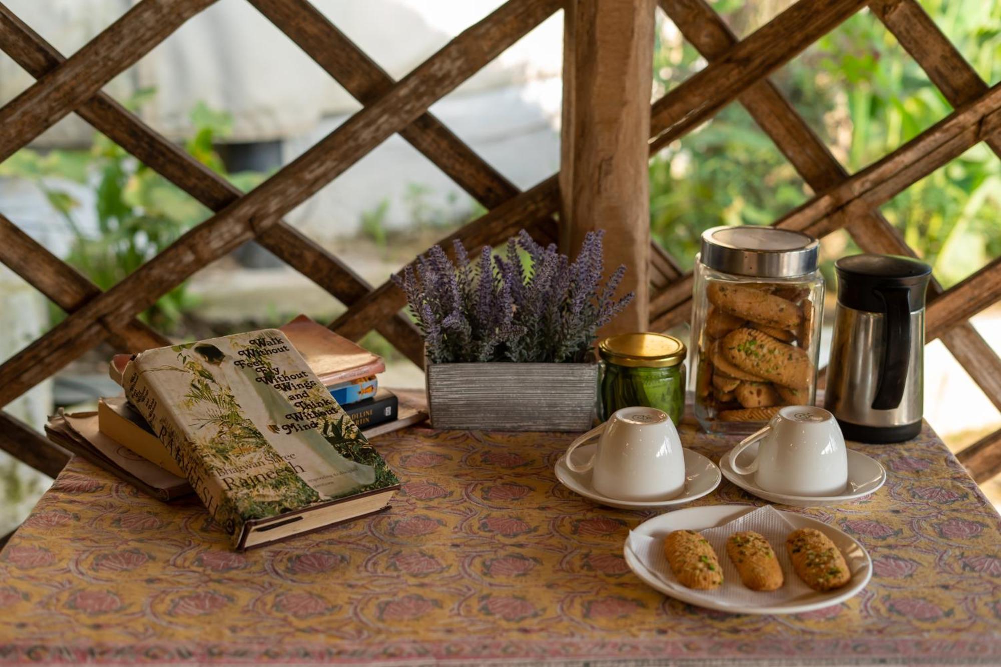 Dev Bhoomi Farms & Cottages Дхарамсала Екстериор снимка