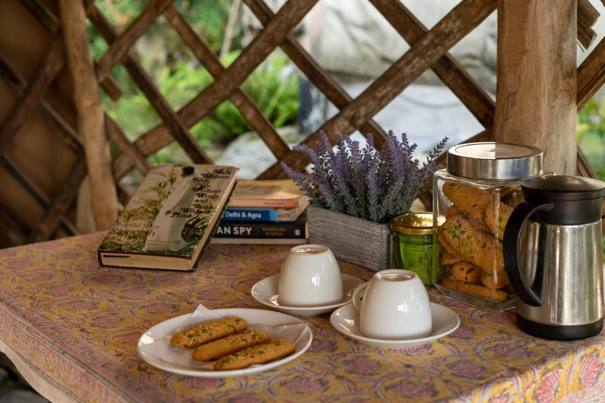 Dev Bhoomi Farms & Cottages Дхарамсала Екстериор снимка
